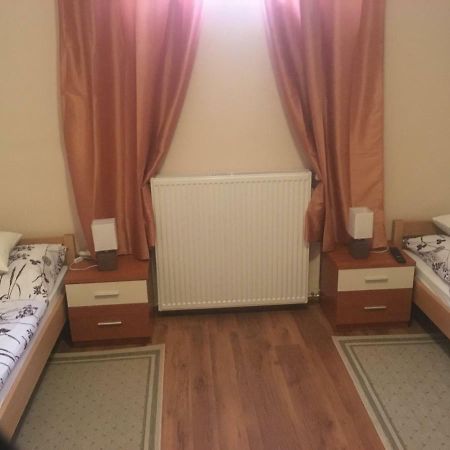 Apartman Sveti Rok Zagrzeb Zewnętrze zdjęcie