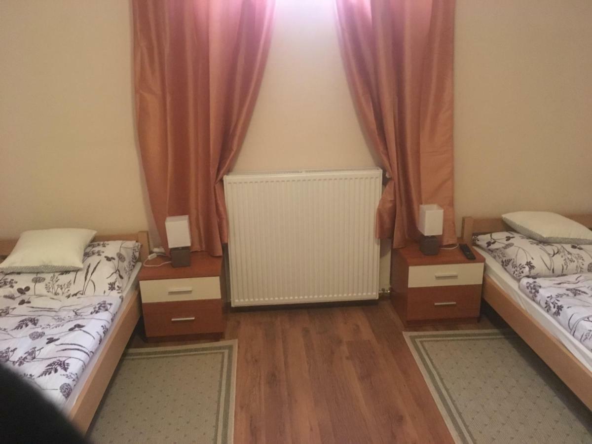 Apartman Sveti Rok Zagrzeb Zewnętrze zdjęcie
