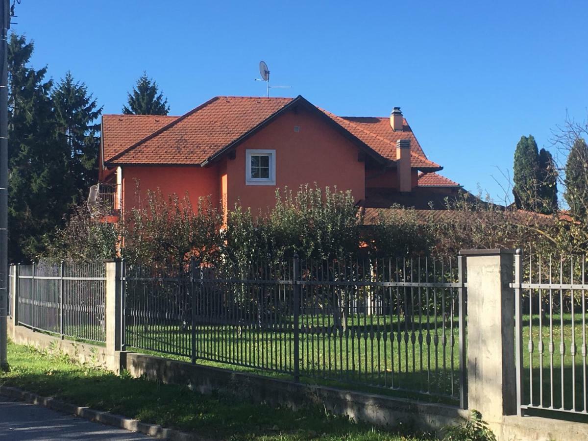 Apartman Sveti Rok Zagrzeb Zewnętrze zdjęcie
